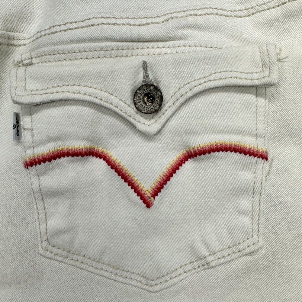 Levi's Denim Bermuda Shorts (15) - Picture 7 of 10